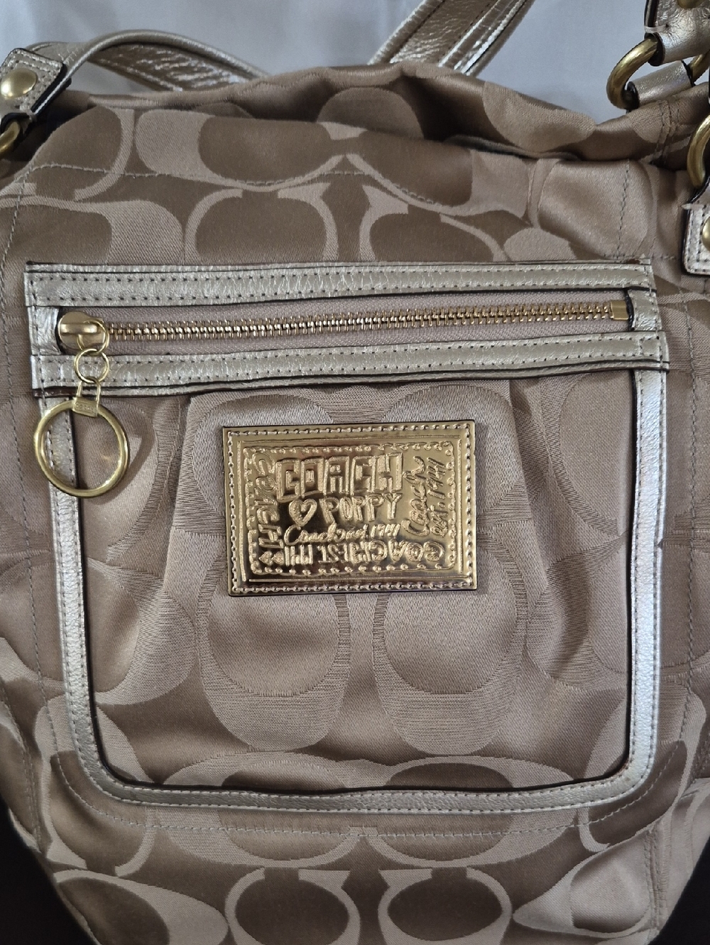 Coach - Picture 5 of 14